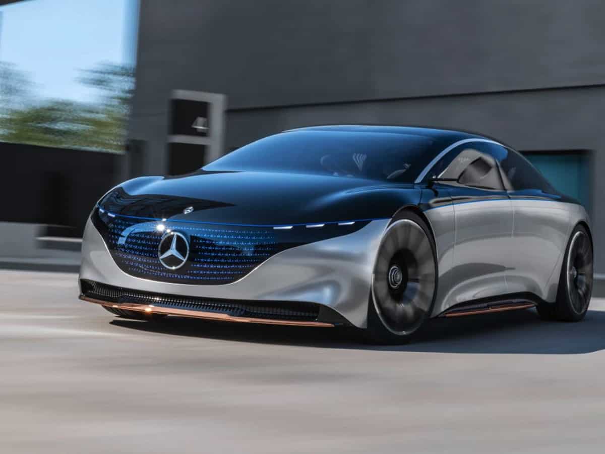 Mercedes-Benz prepares to go all-electric