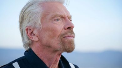 Virgin Galactic's Richard Branson flying own rocket to space
