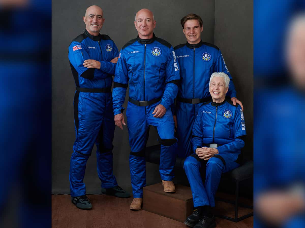 'Best day ever': Bezos after first unpiloted suborbital flight