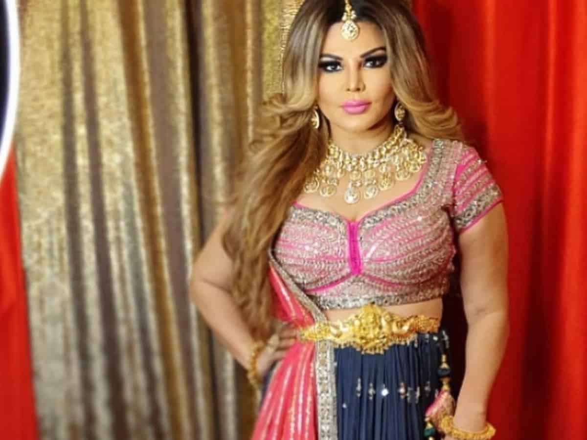 Rakhi Sawant announces her wedding, video goes viral