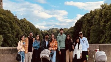 Anushka-Virat, Athiya-Rahul's 'Hum Saat Saat Hain' moment in London