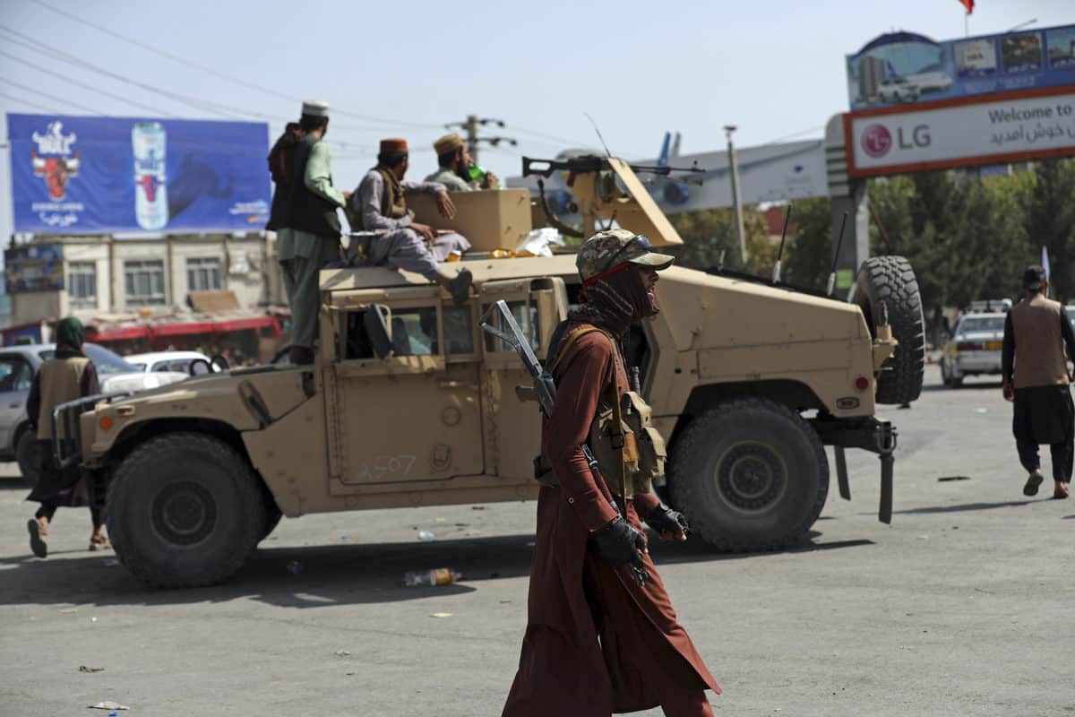 Businesses shut as people stay indoors on Day 1 of Taliban Emirate