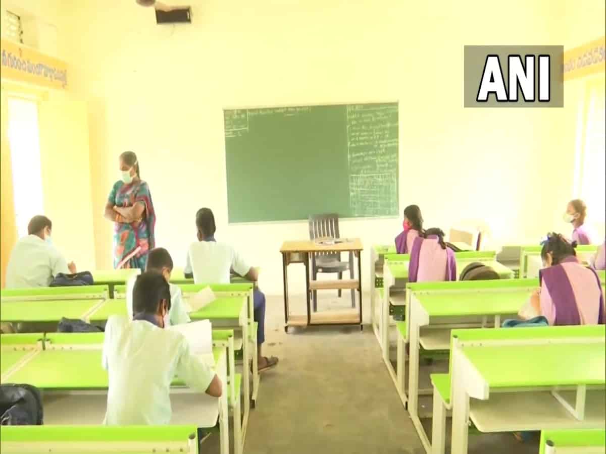 Telangana: Teachers face tough time as govt schools adopt English medium