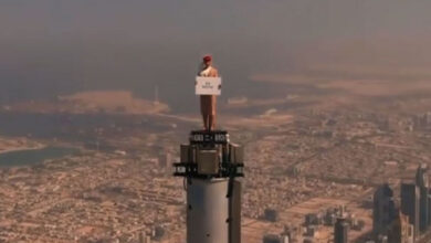 Emirates 'Flight Attendant' on Top of Burj Khalifa - Behind The Scenes
