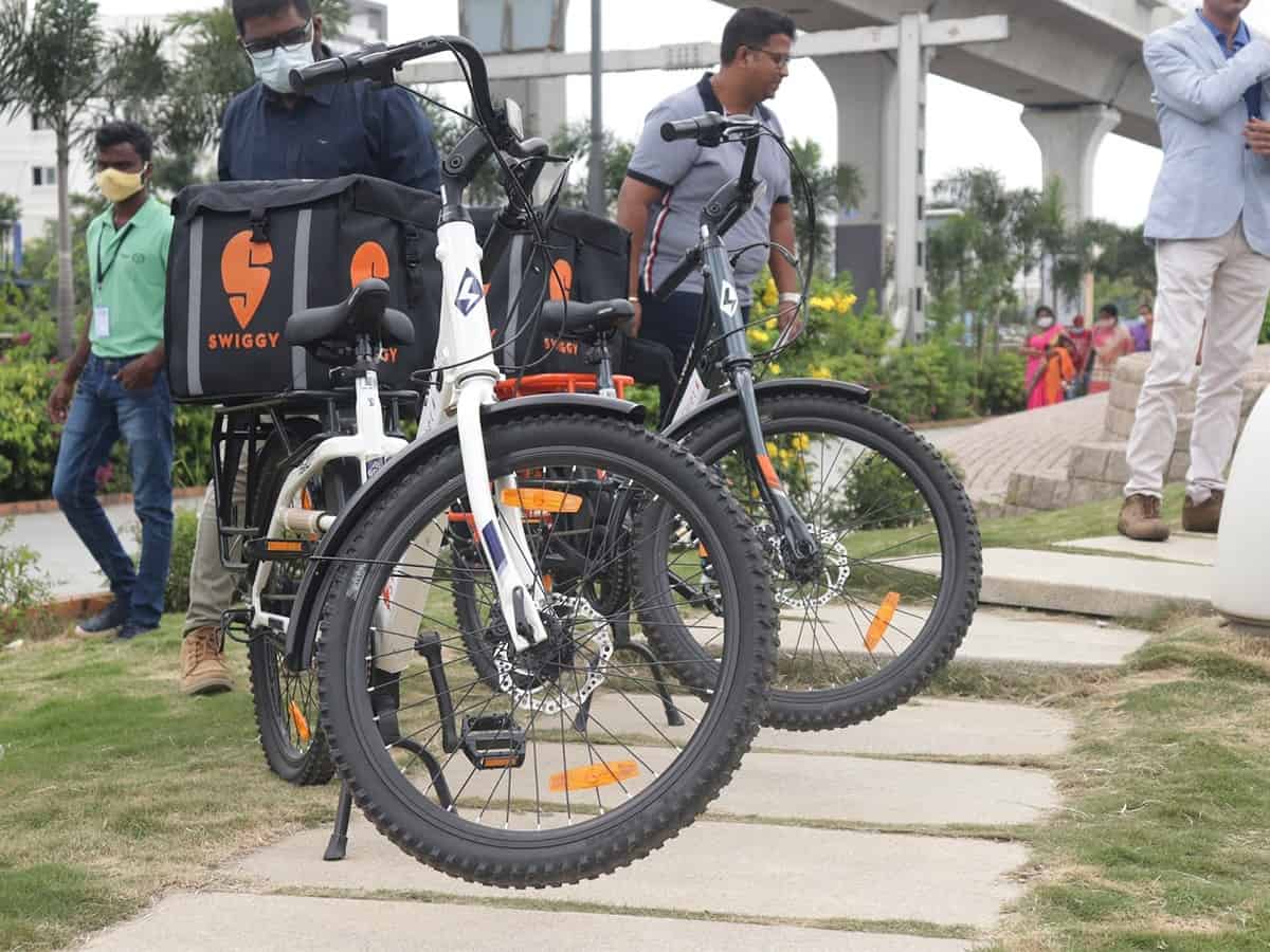 Swiggy commits to increase deployment of EVs by 2025
