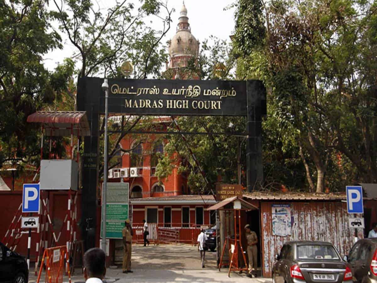 'Release caged parrot': Madras HC says CBI needs statutory status like EC