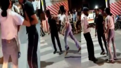 #ArrestLucknowGirl: People demand arrest of woman who thrashed cab driver