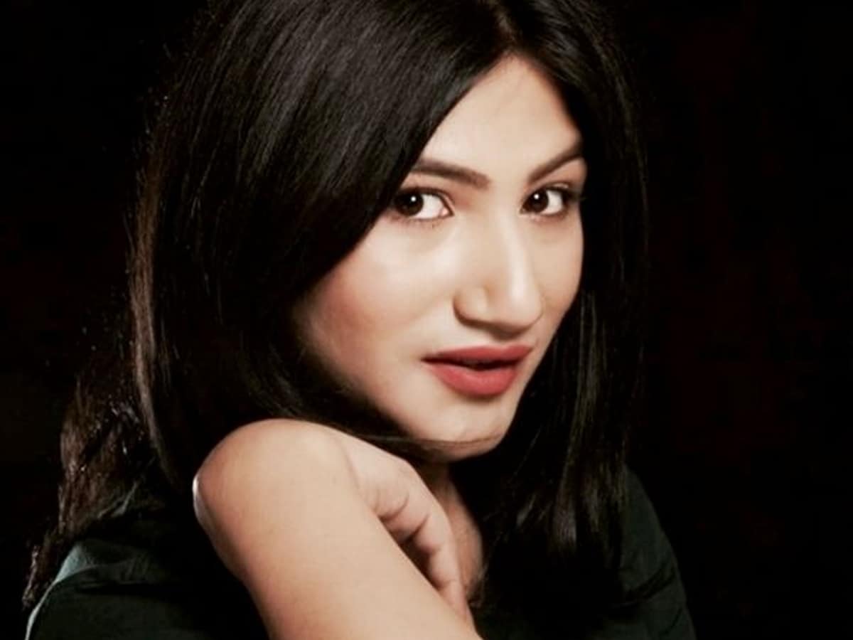Twitterati divided as Mahika Sharma tweets she'd tie rakhis to the Taliban