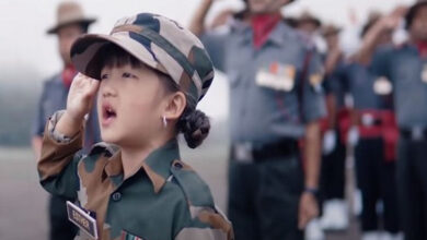 5-year-old girl sings National Anthem in army uniform -Viral video