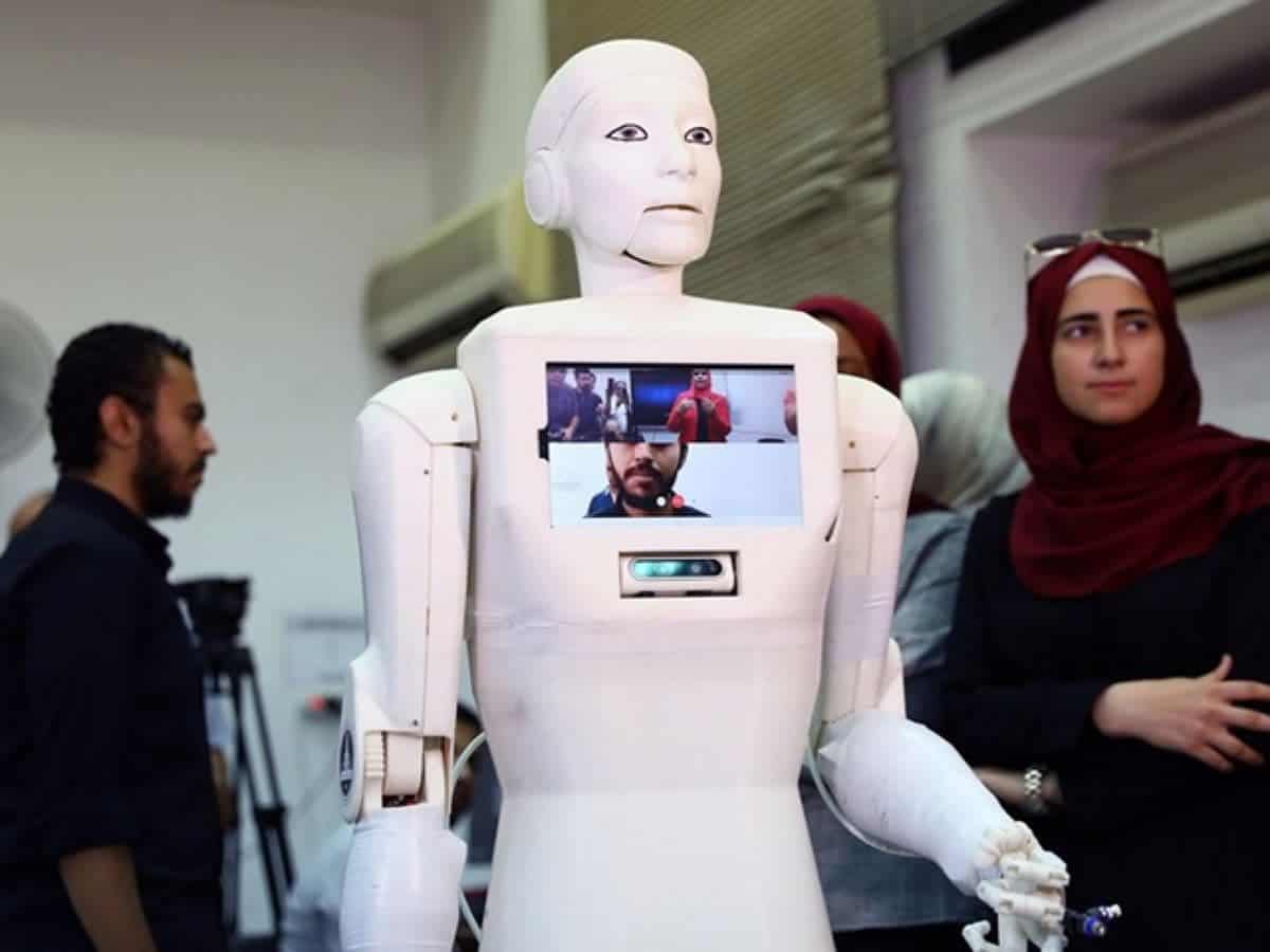 Egypt launches 'Shams'—first Arabic robotic nurse