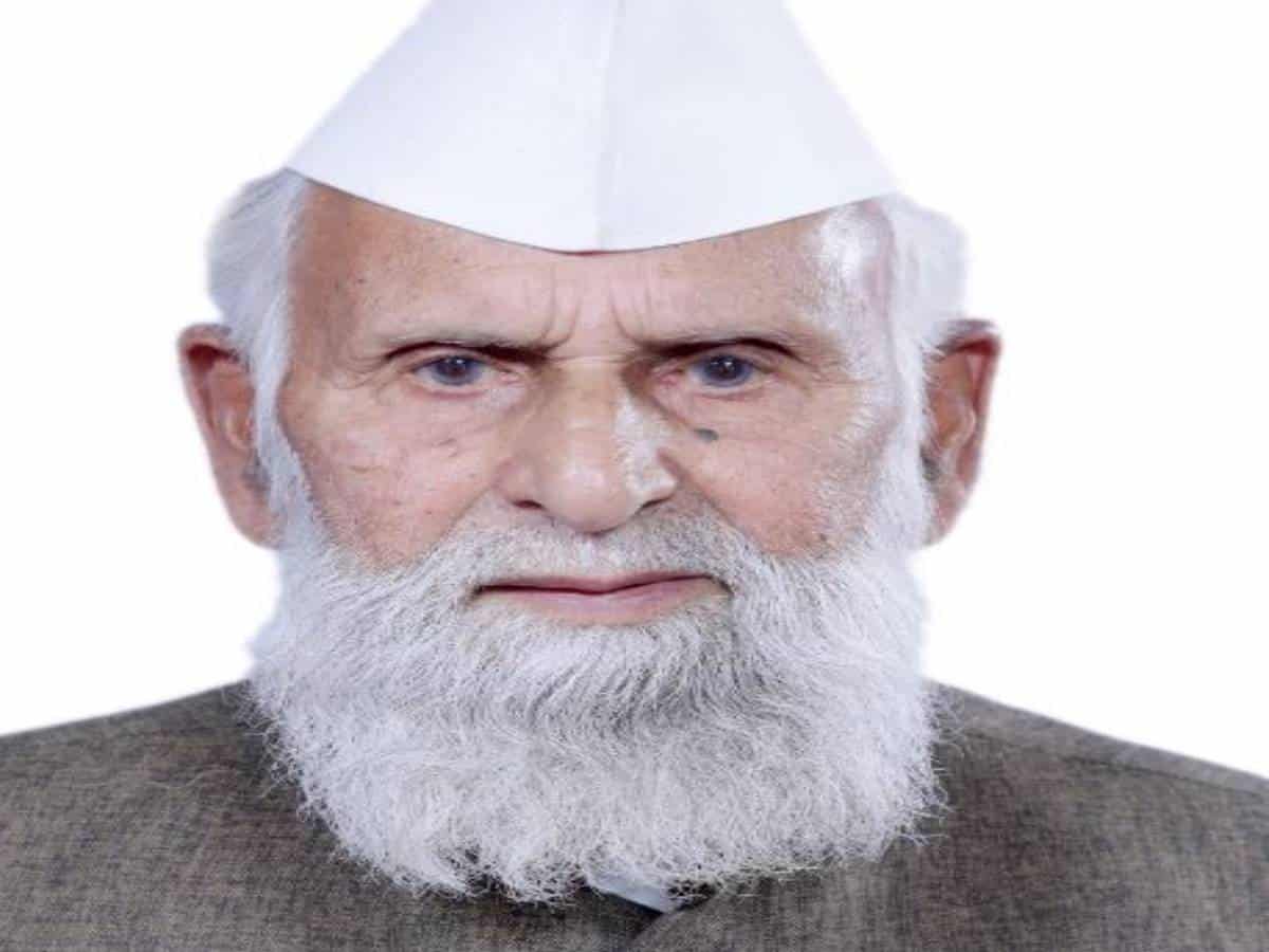 SP MP, booked for sedition, questions Delhi's talks with Taliban