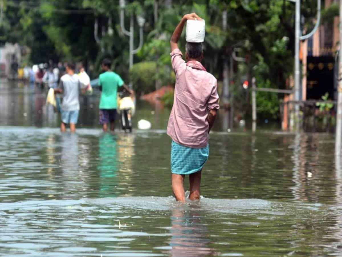 Rain play havoc ahead of Bengal bypoll