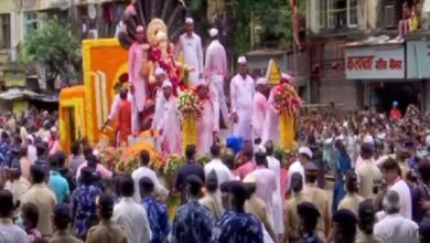 Ganpati Visarjan: Devotees bid farewell to Lord Ganesha amidst tight security