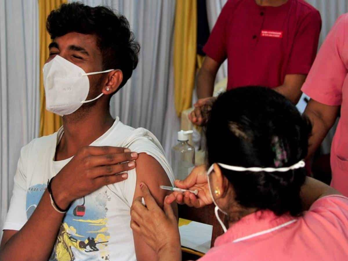 India's daily COVID cases cross 30K after 4 days, surge in deaths too