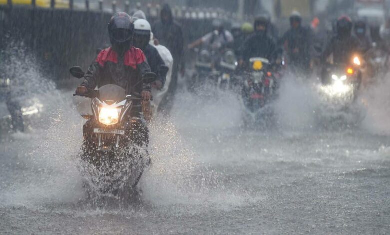 Kerala: IMD predicts heavy rain till May 29, issues yellow alert