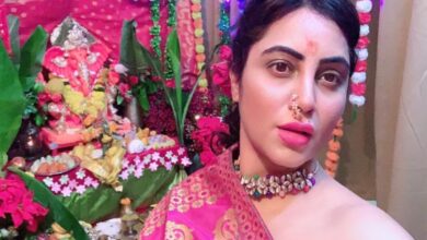Arshi Khan gets mercilessly trolled for celebrating Ganesh Chaturthi