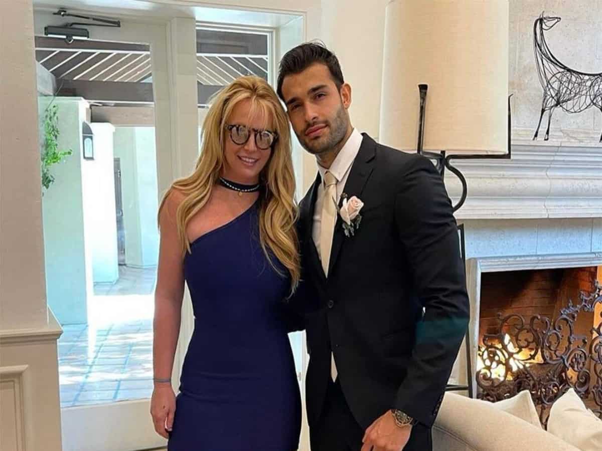 Britney spears and sam asghari ties the knot