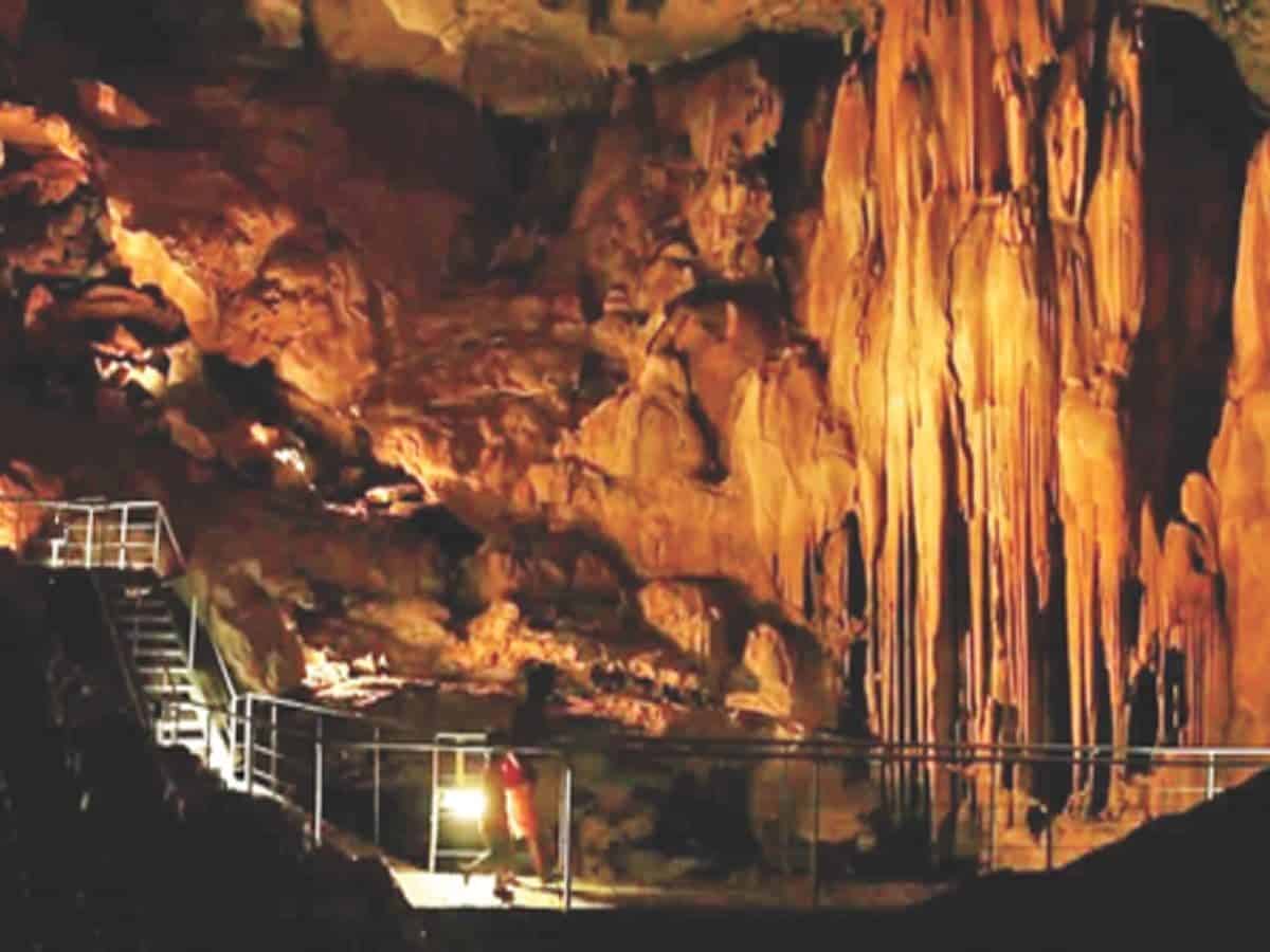 Oman: Al Hoota cave—2 million years old to get more facilities to attract tourists
