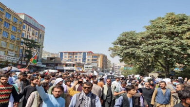 Thousands protest in Kandahar against evacuation order by Taliban