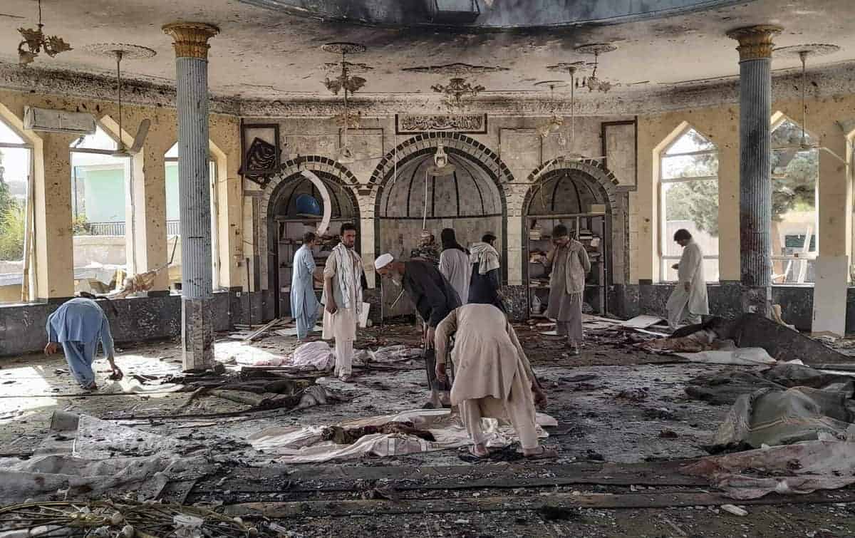 IS says it will target Shia Muslims everywhere