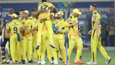Charge of Old Brigade: Chennai Super Kings under MS Dhoni win IPL for 4th time