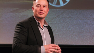 Elon Musk extends lead as world's richest man as Tesla's value scales $ 1 trillion