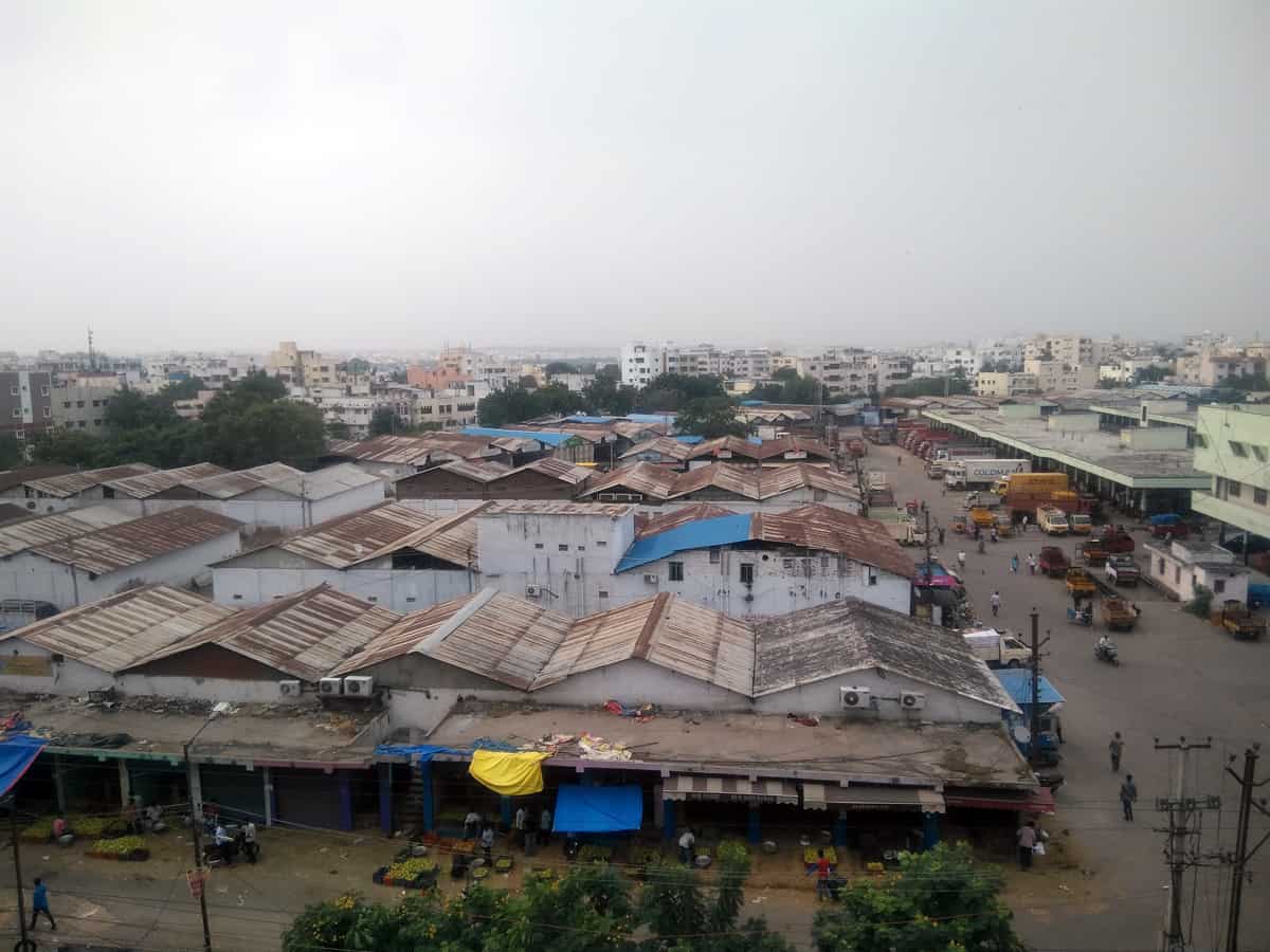 Hyderabad: The future of Kothapet fruit market in jeopardy