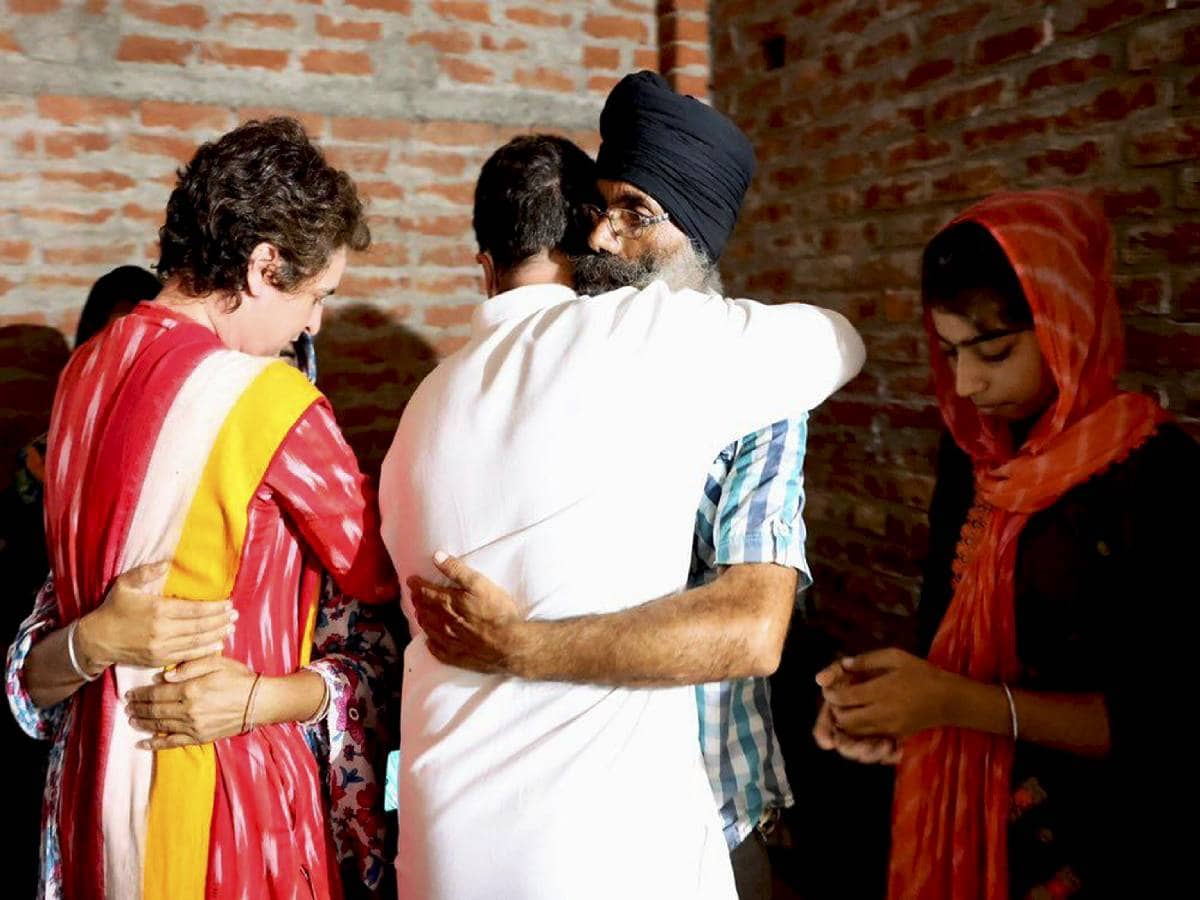 Rahul, Priyanka meet families of farmers killed in Lakhimpur