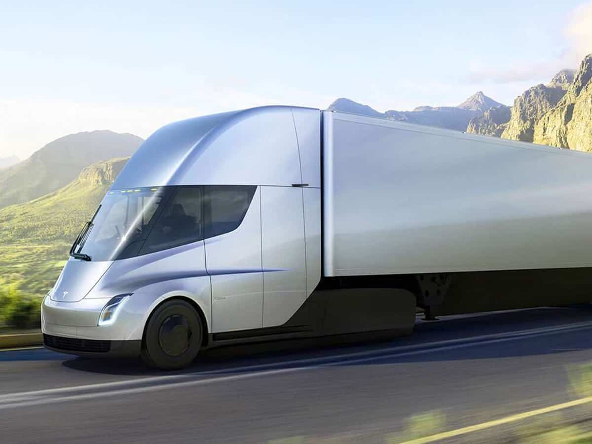 Tesla still faces $2 bn patent lawsuit by trucking startup Nikola