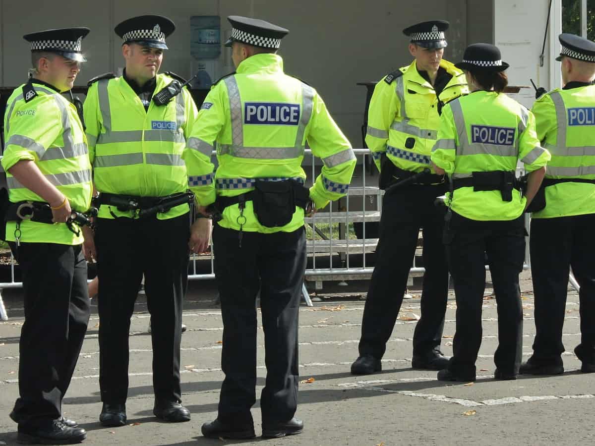 UK police officers face hundreds of sexual assault allegations