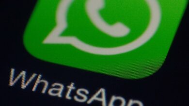 WhatsApp for iOS working on new message reaction feature