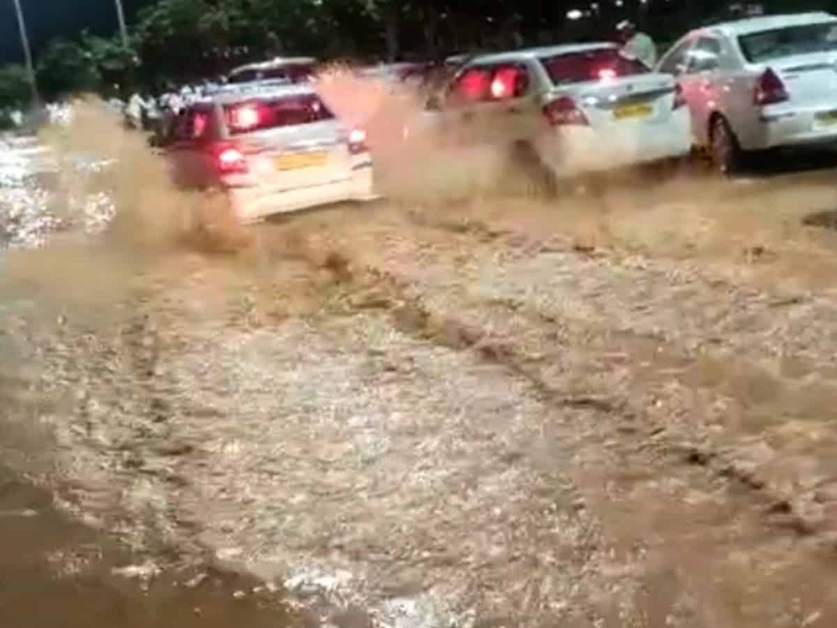 Bengaluru airport flooded, travellers face harrowing time