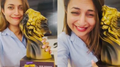 Divyanka Tripathi receives Khatron Ke Khiladi 11 winner's trophy, how?