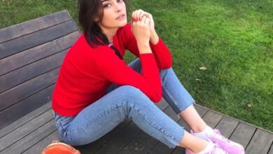 A look at Ertugrul star Esra Bilgic's 10 drool-worthy photos