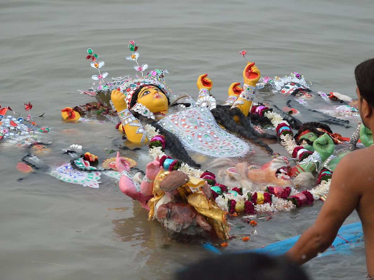 Idol immersion turns violent in Patna: 1 killed, several injured