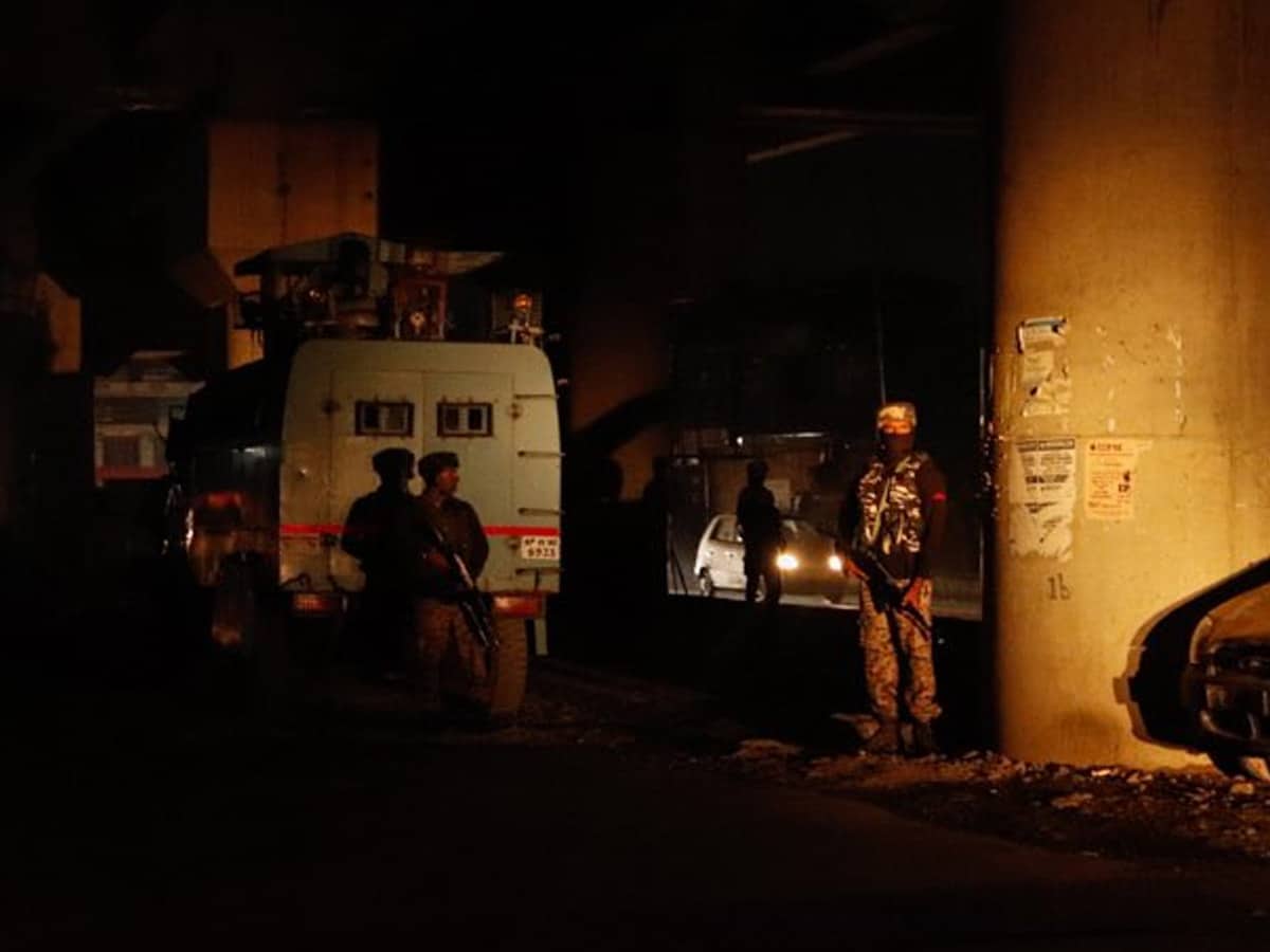 Jammu and Kashmir: Three non-Kashmiri workers shot dead by terrorists in Kulgam