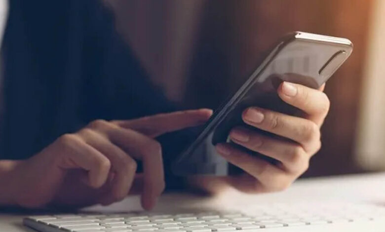 Global smartphone revenue fall by 9% in 2022: Report