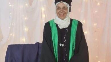 Age no bar 85-year-old Palestinian woman completes bachelor's