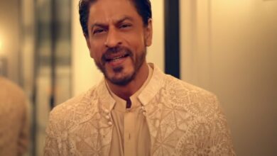 #BoycottCadbury trends on Twitter after SRK features in its new Diwali ad