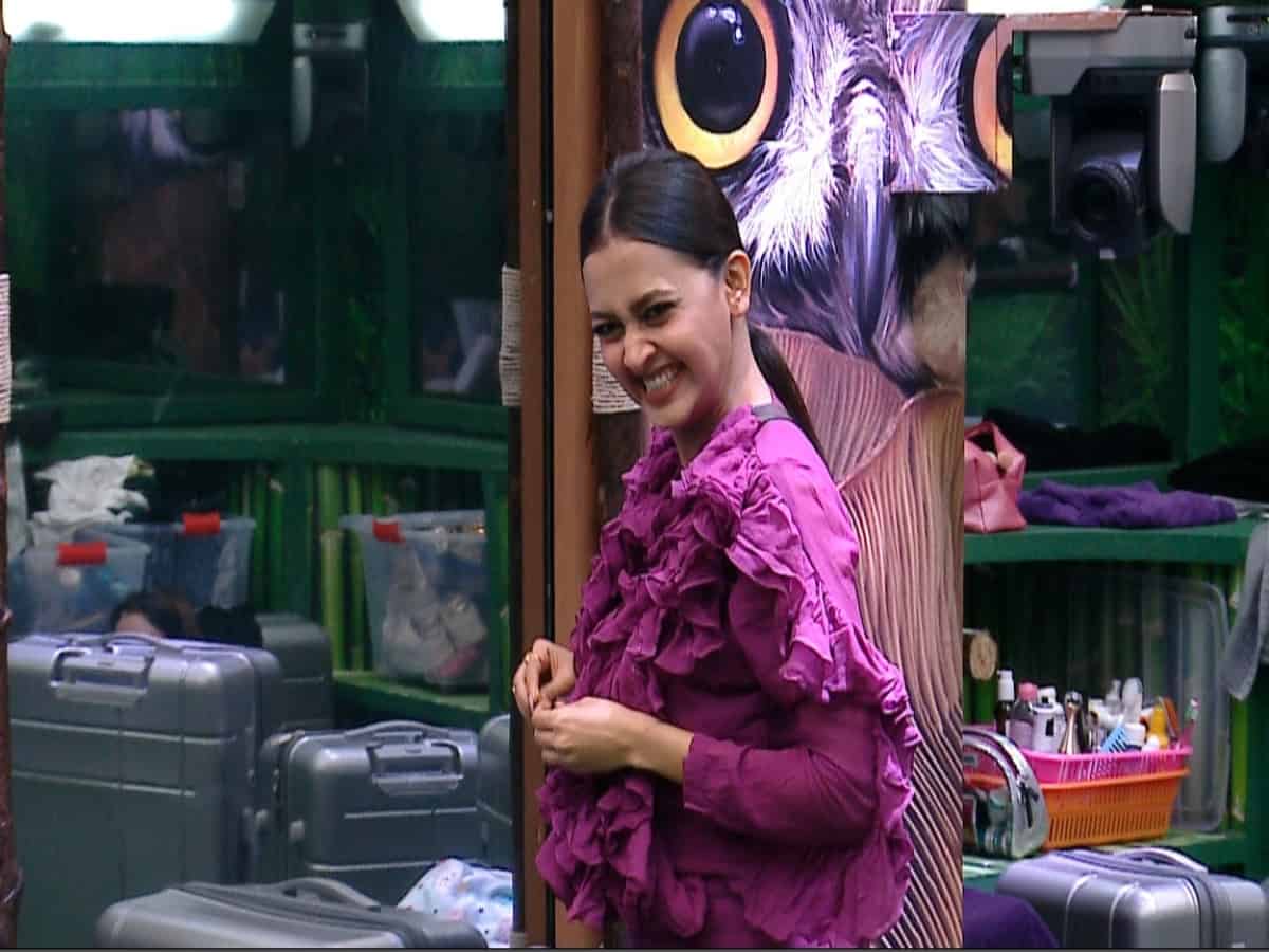 Bigg Boss 15: Tejasswi dresses up for her 'baby'