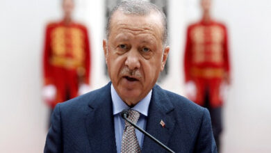 Turkish President Erdogan holds phone talks with Putin, Zelensky