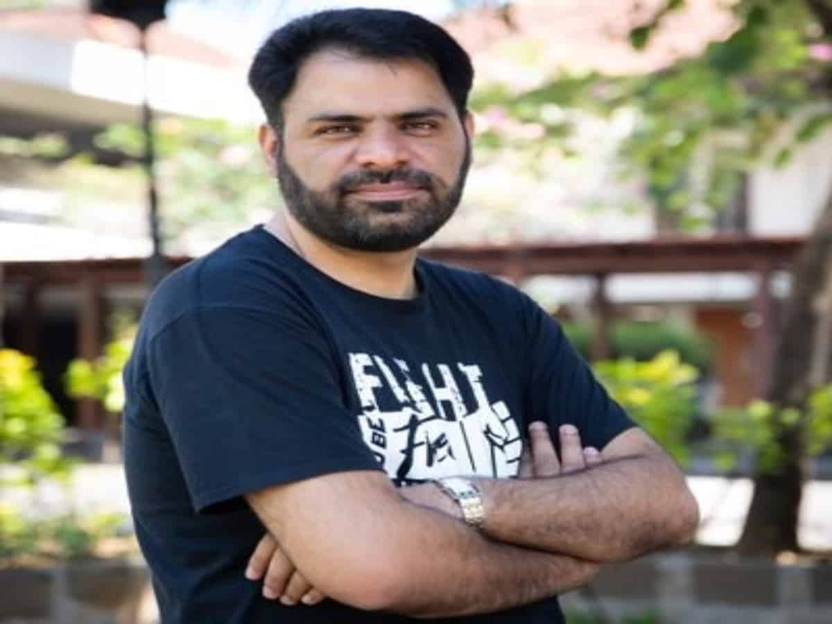 The National Investigation Agency (NIA) on Monday arrested Kashmiri human rights activist, Khurram Parvez under the Unlawful Activities (Prevention) Act in Srinagar.