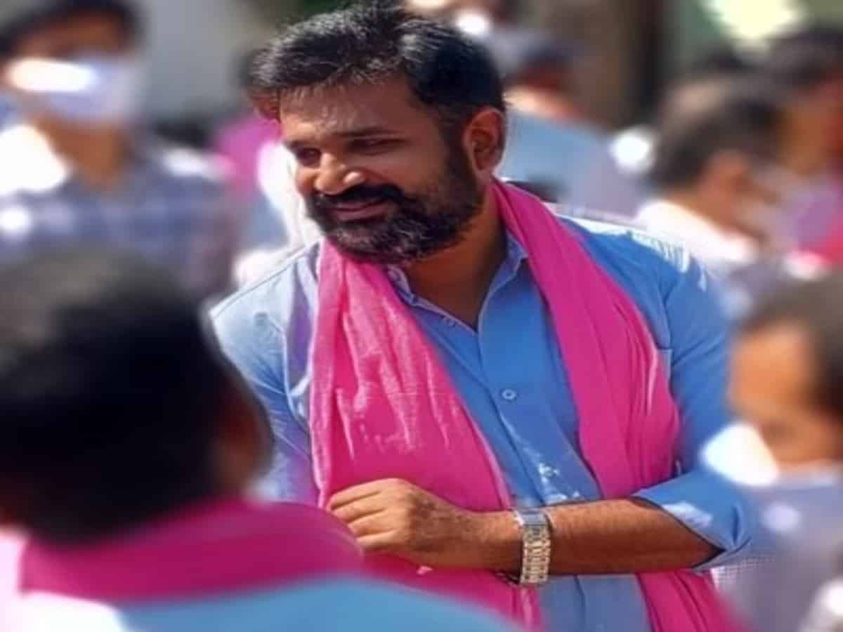 Hyderabad: TRS leader slams Bandi Sanjay over remark on TRS workers