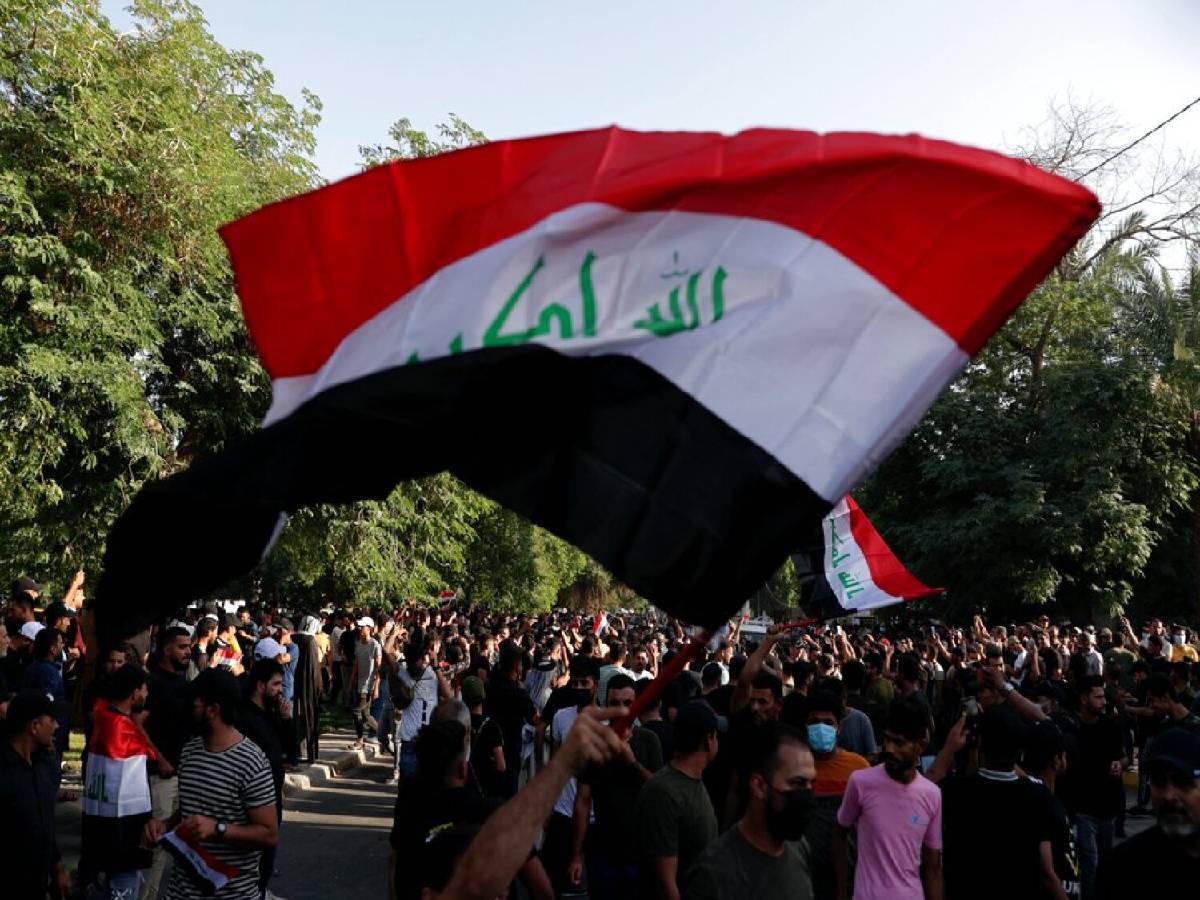 2 protesters rejecting Iraqi polls results killed in clash