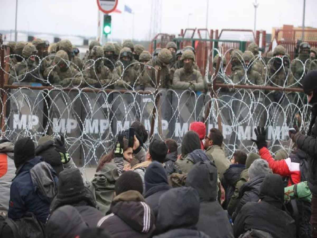 Iraq evacuates 617 stranded migrant from Belarus