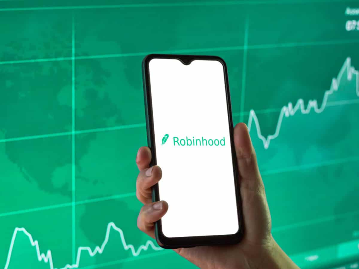 Hackers access 7 mn customers' data on trading app Robinhood