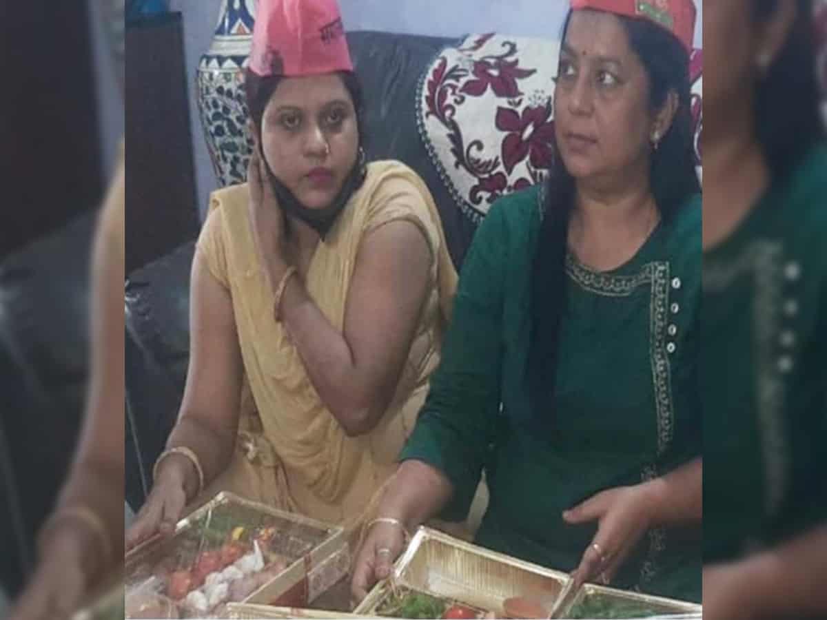 Unique gift from Samajwadi Party on Diwali