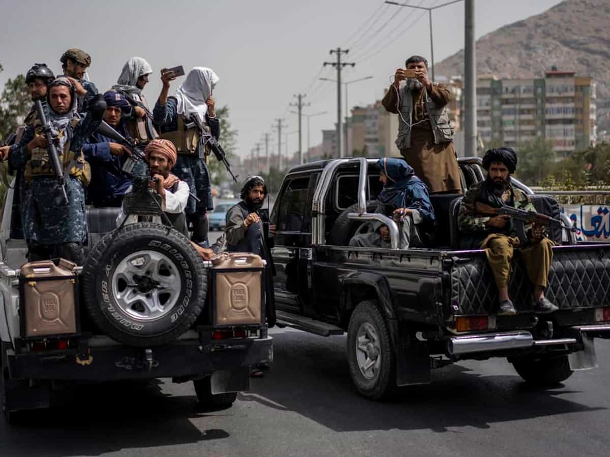 In Afghan hospital, unpaid doctors and rigid Taliban clash