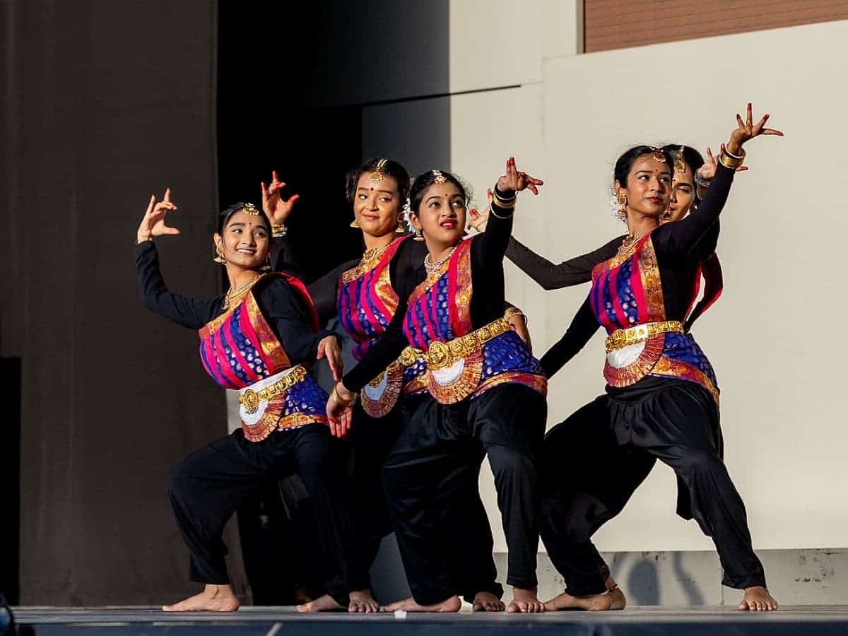Dubai police band, Indian expats perform for Diwali celebrations at Expo 2020 DubaiDubai police band, Indian expats perform for Diwali celebrations at Expo 2020 Dubai
