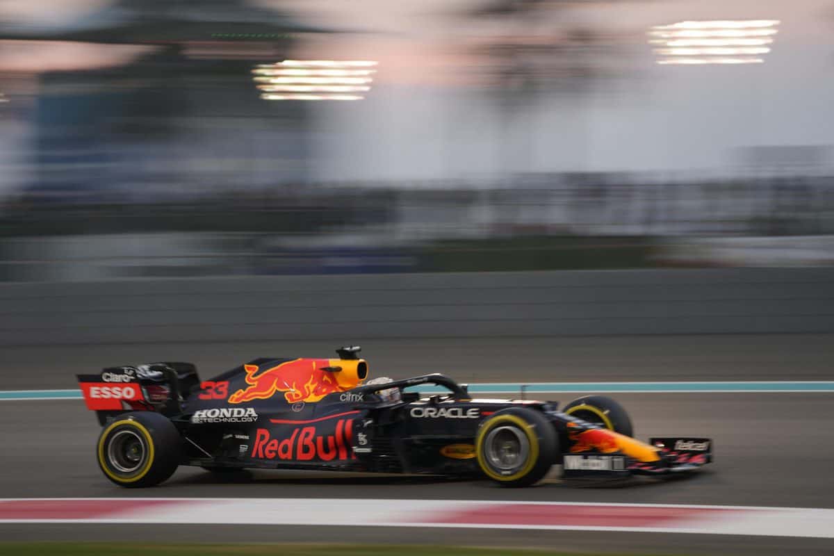 Verstappen beats Hamilton for pole ahead of F1 season finale